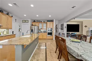 21736 Redwood Canyon, Saugus, CA 91390 - Photo 15