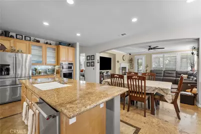 21736 Redwood Canyon, Saugus, CA 91390 - Photo 19