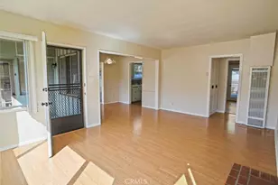 22573 Arriba Dr, Saugus, CA 91350 - Photo 5