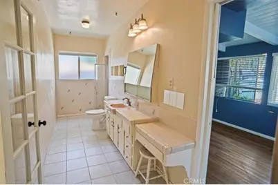 22573 Arriba Drive, Saugus, CA 91350 - Photo 15