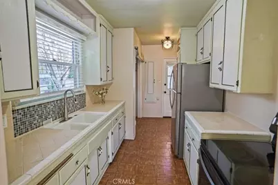 22573 Arriba Drive, Saugus, CA 91350 - Photo 7