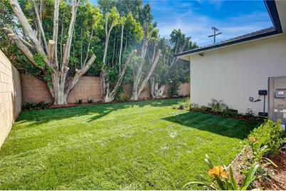 6852 6854 Atoll, North Hollywood, CA 91605 - Photo 47