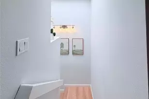 7904 Topanga Canyon Blvd, Canoga Park, CA 91304 - Photo 15