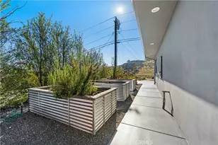 895 Via Ondulando, Ventura, CA 93003 - Photo 45