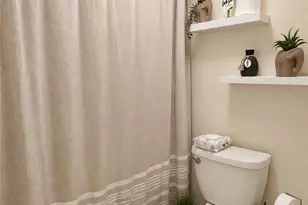 2410 N Justin, Simi Valley, CA 93065 - Photo 21