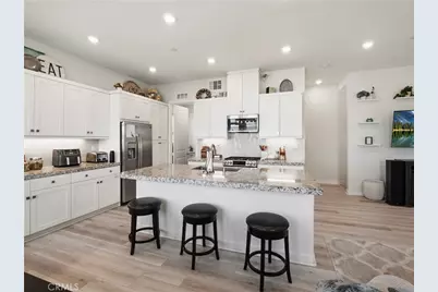 27013 Hummingbird Lane, Valencia, CA 91381 - Photo 13