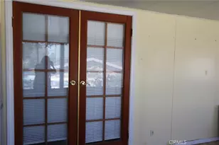 19208 Ave Of The Oaks, Newhall, CA 91321 - Photo 21