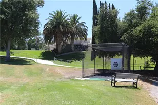 19208 Ave Of The Oaks, Newhall, CA 91321 - Photo 55