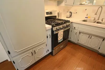 19208 Avenue Of The Oaks #J, Newhall, CA 91321 - Photo 31