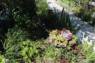 19208 Ave Of The Oaks, Newhall, CA 91321 - Photo 17