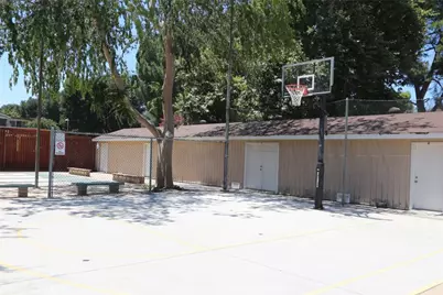 19208 Avenue Of The Oaks #J, Newhall, CA 91321 - Photo 63