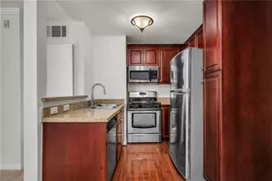 5525 Canoga Ave, Woodland Hills, CA 91367 - Photo 15