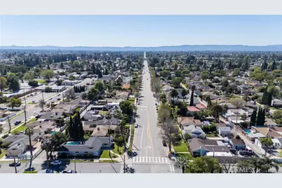 11256 Haskell Avenue, Granada Hills, CA 91344 - Photo 27