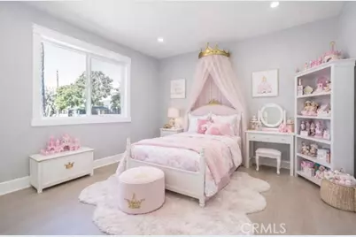 11256 Haskell Avenue, Granada Hills, CA 91344 - Photo 15