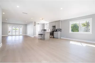 11256 Haskell Avenue, Granada Hills, CA 91344 - Photo 11