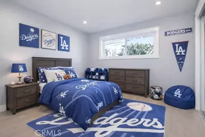 11256 Haskell Avenue, Granada Hills, CA 91344 - Photo 17