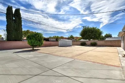 8832 Murietta Avenue, Panorama City, CA 91402 - Photo 33