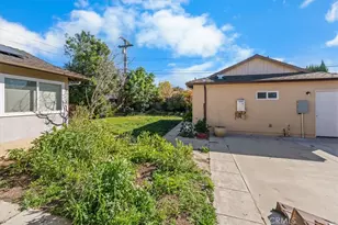 23032 Mobile, West Hills, CA 91307 - Photo 31