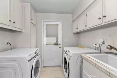 23032 Mobile, West Hills, CA 91307 - Photo 5