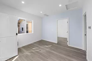 23032 Mobile, West Hills, CA 91307 - Photo 15