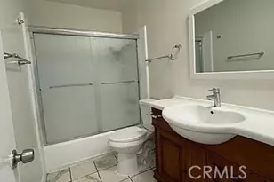 1041 9th St, Santa Monica, CA 90403 - Photo 13