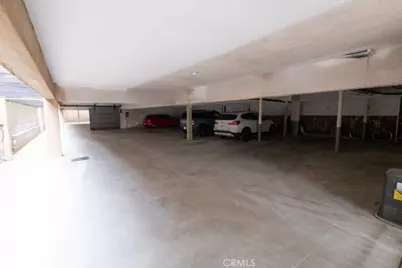 1041 9th Street, Santa Monica, CA 90403 - Photo 15