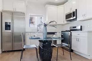 1364 S Ridgeley, Los Angeles, CA 90019 - Photo 19