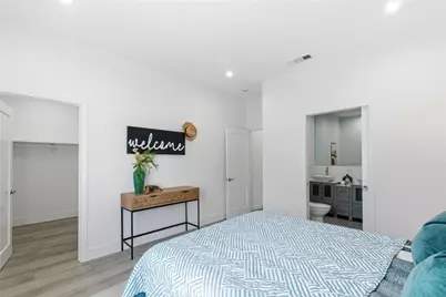 1364 S Ridgeley, Los Angeles, CA 90019 - Photo 13