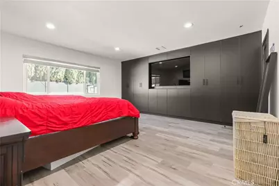 2240 N Parish, Burbank, CA 91504 - Photo 21