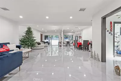 2240 N Parish, Burbank, CA 91504 - Photo 9