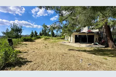 11531 Vimy, Granada Hills, CA 91344 - Photo 9