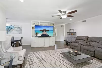 7815 Vassar, Canoga Park, CA 91304 - Photo 5