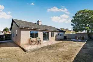 1048 Sequoia Ln, Rosamond, CA 93560 - Photo 25