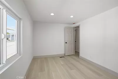 30000 Hasley Canyon #16, Castaic, CA 91384 - Photo 19