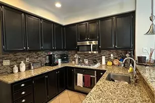 27976 Trillium Ln, Valencia, CA 91354 - Photo 5