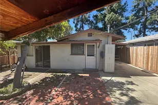 494 Avocado Ave, Pasadena, CA 91107 - Photo 17