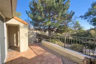 22373 Mission Cir, Chatsworth, CA 91311 - Photo 11