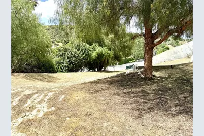 20101 Chapter Drive, Woodland Hills, CA 91364 - Photo 3