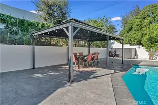 17165 Midwood, Granada Hills, CA 91344 - Photo 47