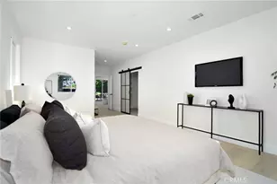 20100 Hatteras St, Woodland Hills, CA 91367 - Photo 21