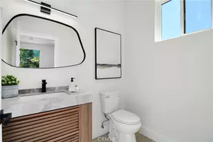 20100 Hatteras St, Woodland Hills, CA 91367 - Photo 25