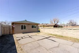 44632 Fern Ave, Lancaster, CA 93534 - Photo 33