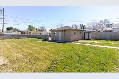 44632 Fern Avenue, Lancaster, CA 93534 - Photo 31