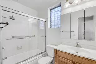 14641 Magnolia Blvd, Sherman Oaks, CA 91403 - Photo 23