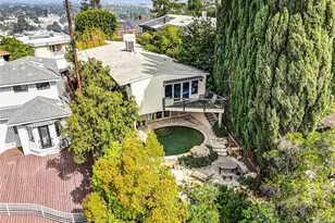 3830 Buena Park Dr, Studio City, CA 91604 - Photo 25