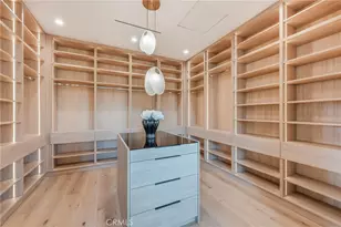 16252 Addison St, Encino, CA 91436 - Photo 13