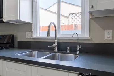 17200 Willard, Lake Balboa, CA 91406 - Photo 11