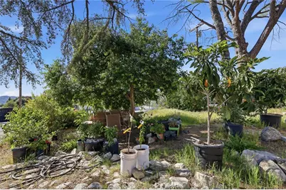 10418 Samoa Avenue, Tujunga, CA 91042 - Photo 33