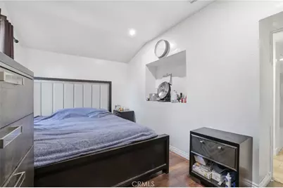 10418 Samoa Avenue, Tujunga, CA 91042 - Photo 23