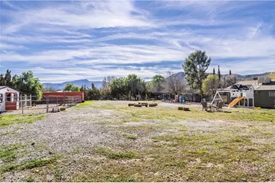 32924 Acklins, Acton, CA 93510 - Photo 13